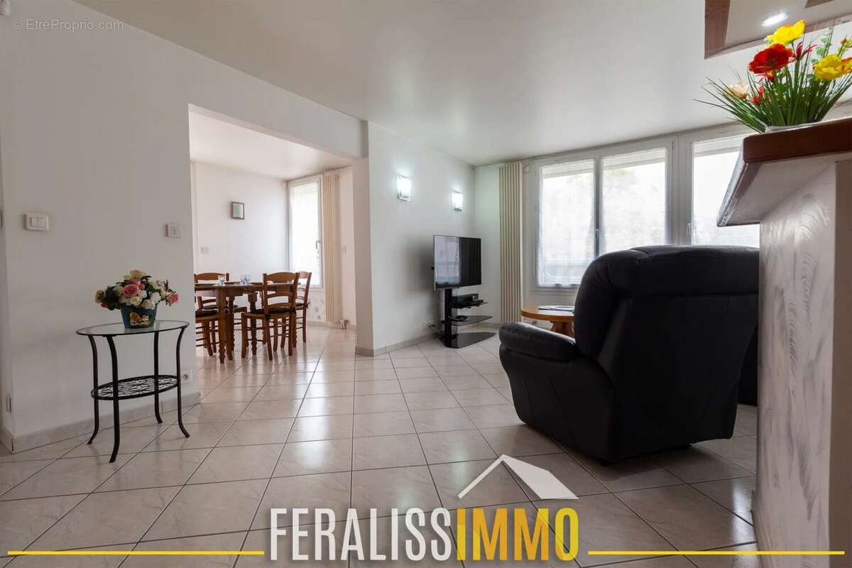 Appartement à ERAGNY