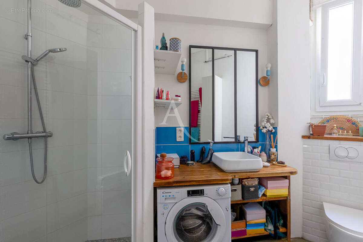 Appartement à PARIS-18E