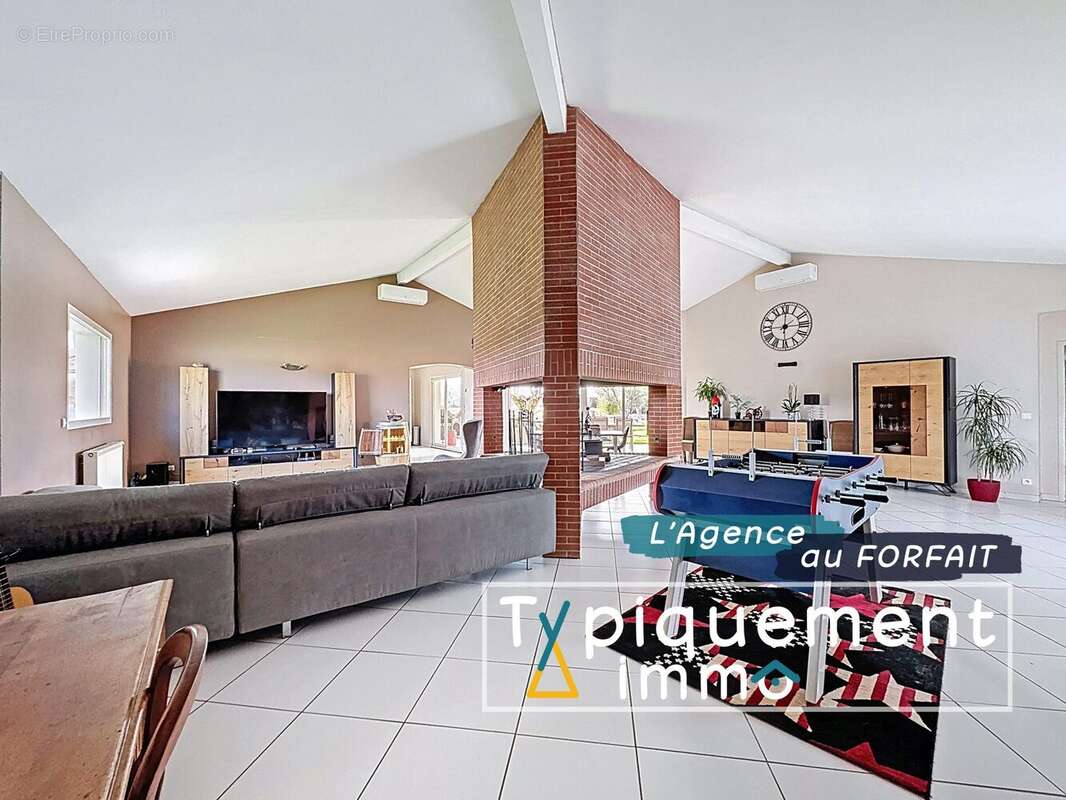 Maison 238 m² à Saint-Lys  - photo 8