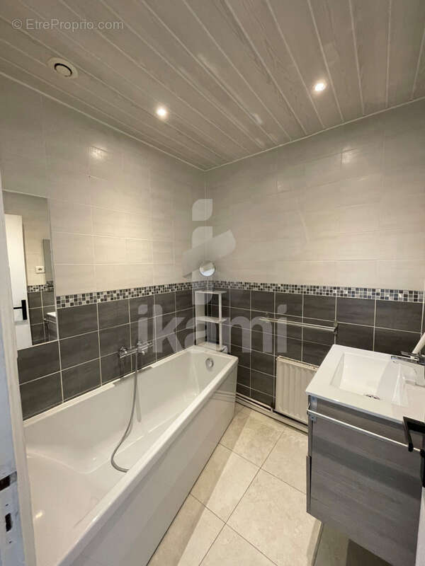 Appartement à BOURG-LES-VALENCE