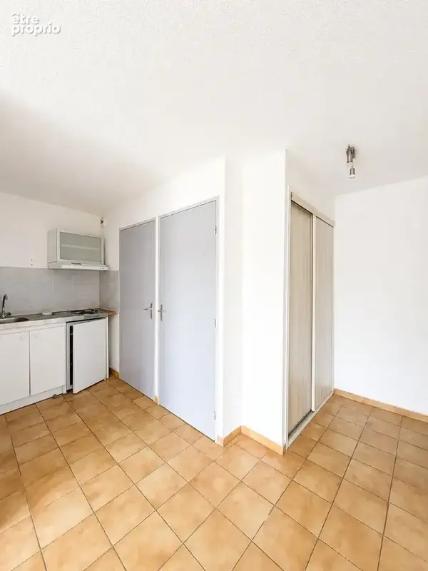 Sète centre  t2 26,50 m²  investissement / profession libérale - photo 3
