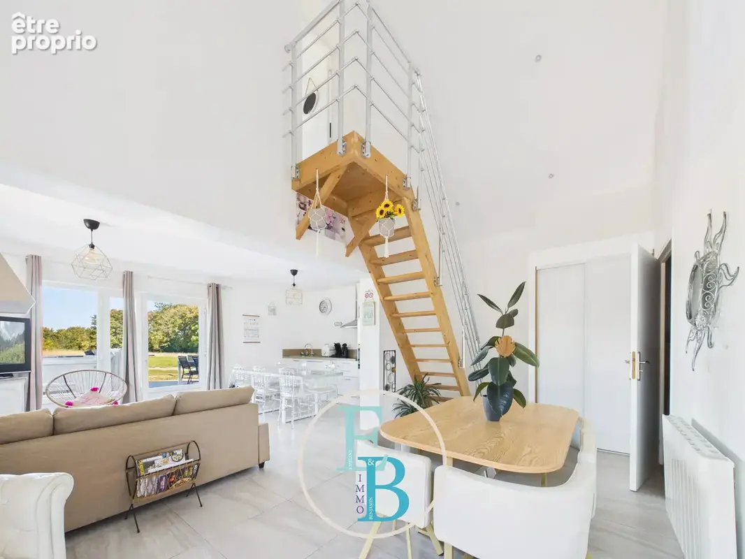 Ensemble immobilier  - t20 - 620m2 - photo 11