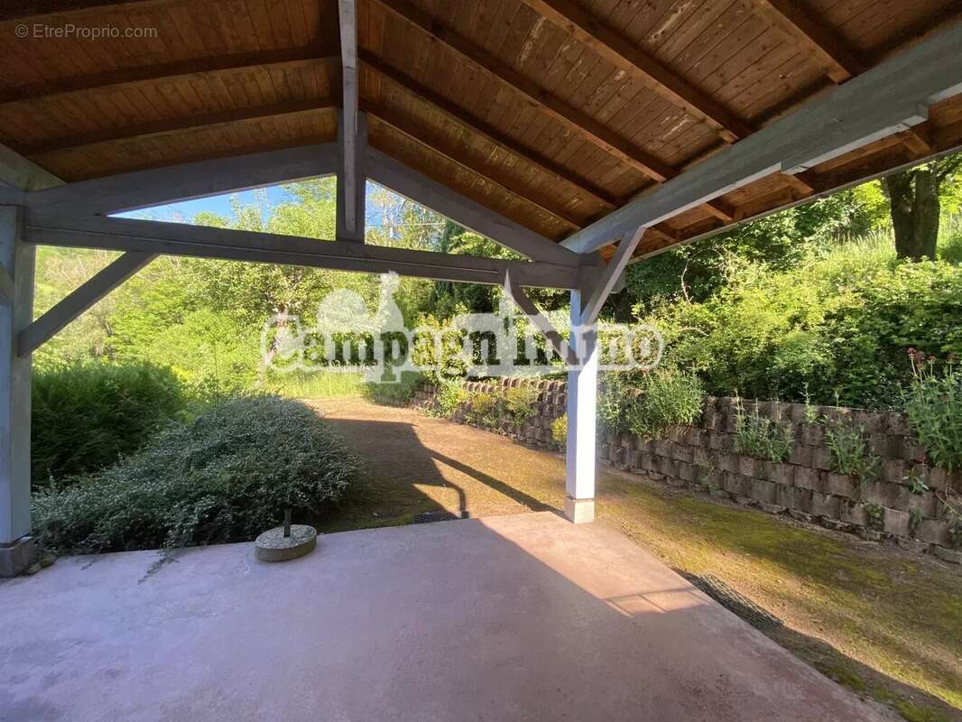 Maison à SAINT-CLEMENT-SUR-VALSONNE