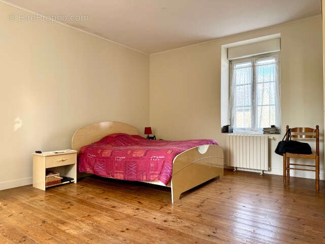 Maison 4 pièces 88m2 centre bourg - photo 6