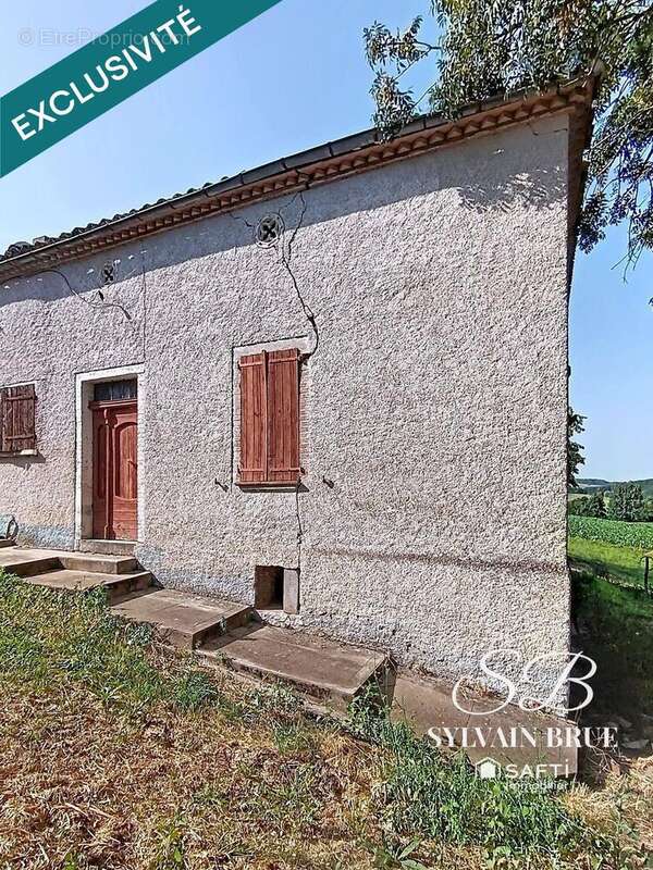 Maison 250 m² à Puycornet  - photo 5