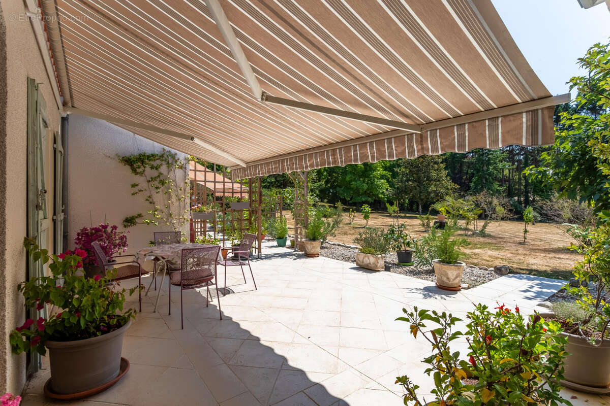 Maison de campagne, garage, piscine, terrain. - photo 22