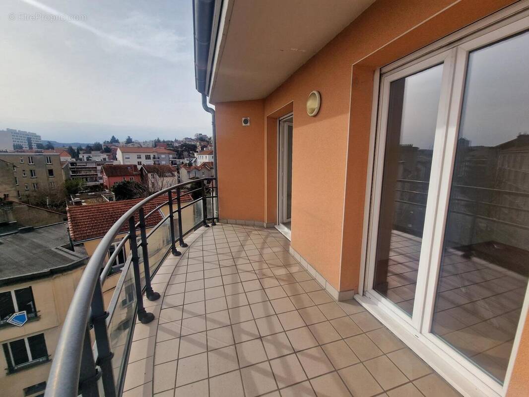 Photo 1 - Appartement à CLERMONT-FERRAND