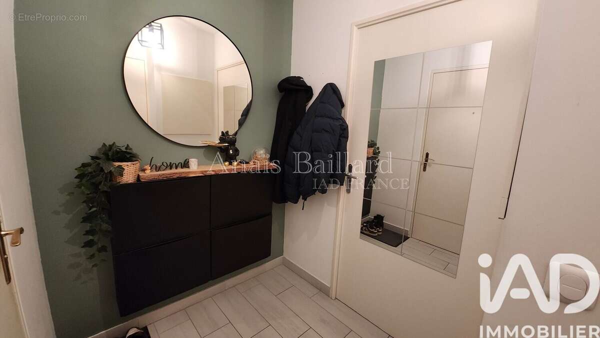 Photo 5 - Appartement à MOISSY-CRAMAYEL