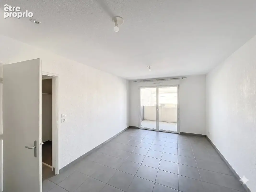 Toulouse Lalande bel appartement T2 dernier étage avec terrasse et parking sous sol - photo 3