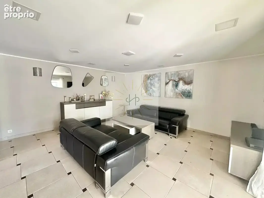Maison 9 pièces 161 m² à vendre à Viviers (07220) - photo 8