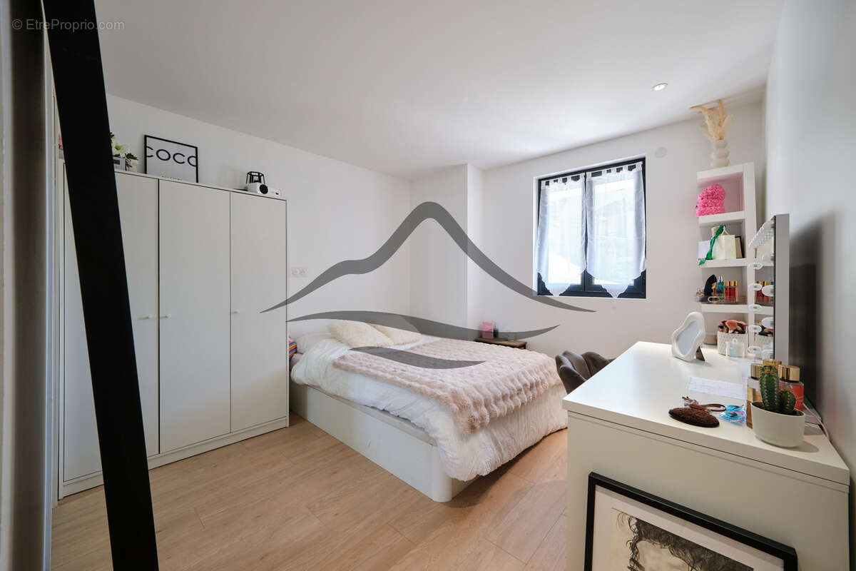 Appartement à LA MOTTE-SERVOLEX