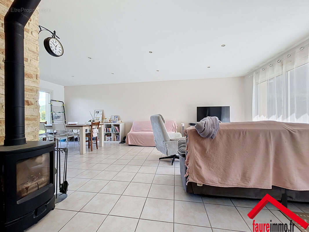 Maison a lissac-sur-couze en correze - photo 6