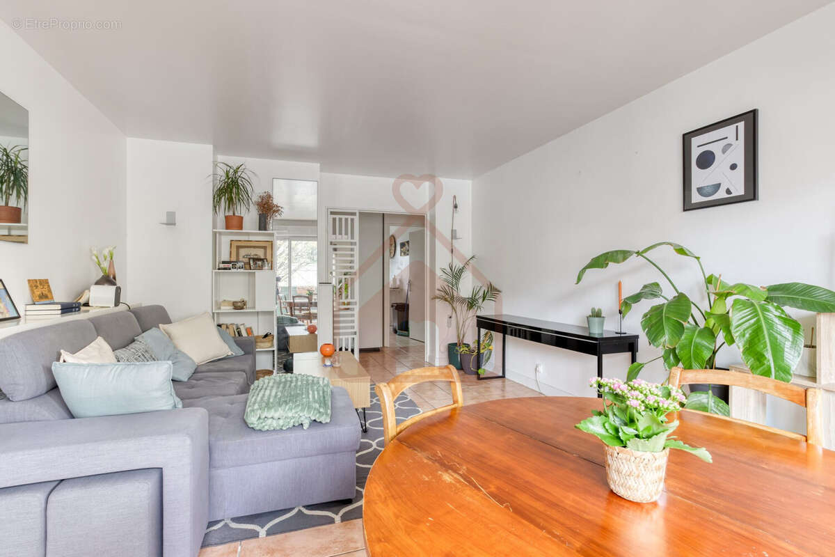Appartement à LE KREMLIN-BICETRE
