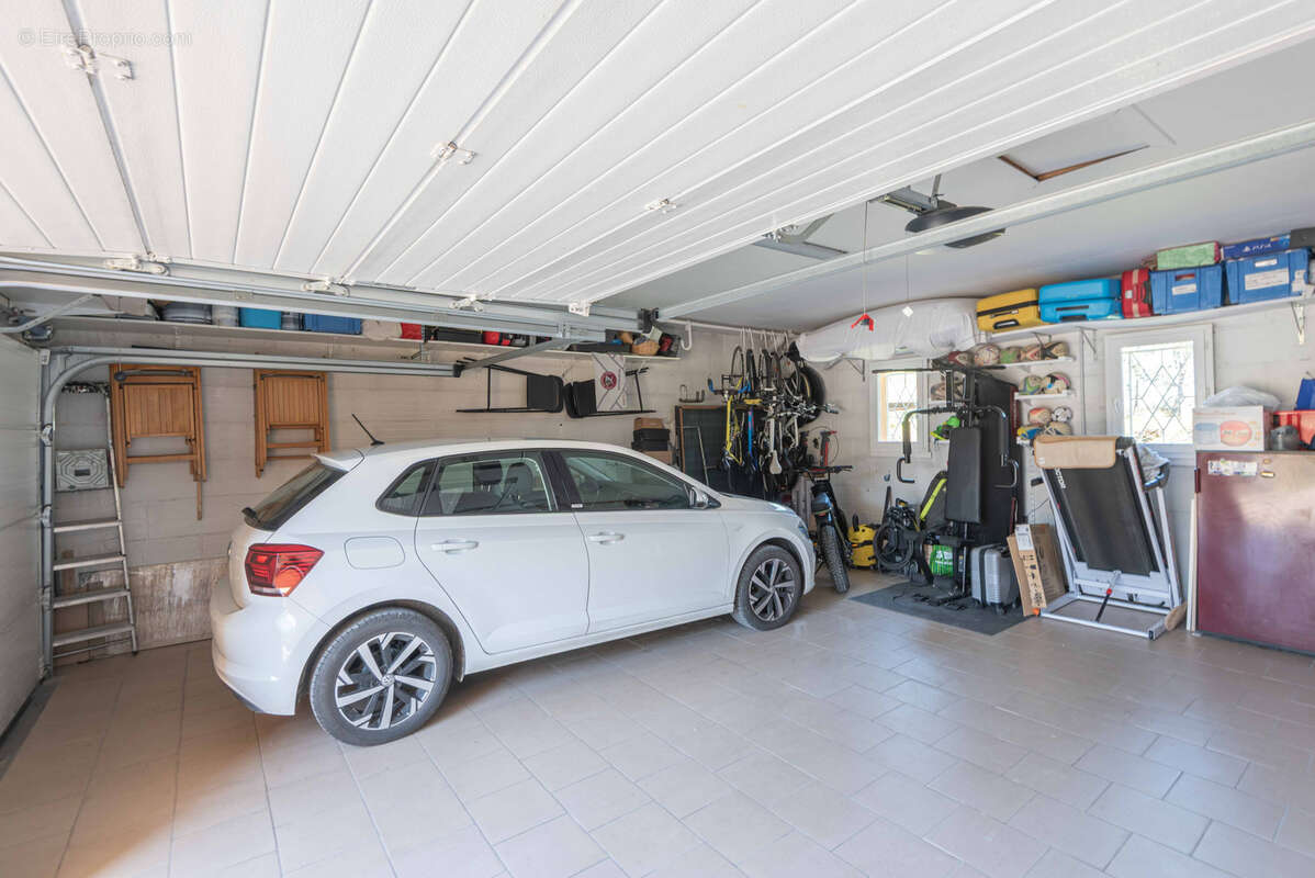 Maison à CAMBLANES-ET-MEYNAC