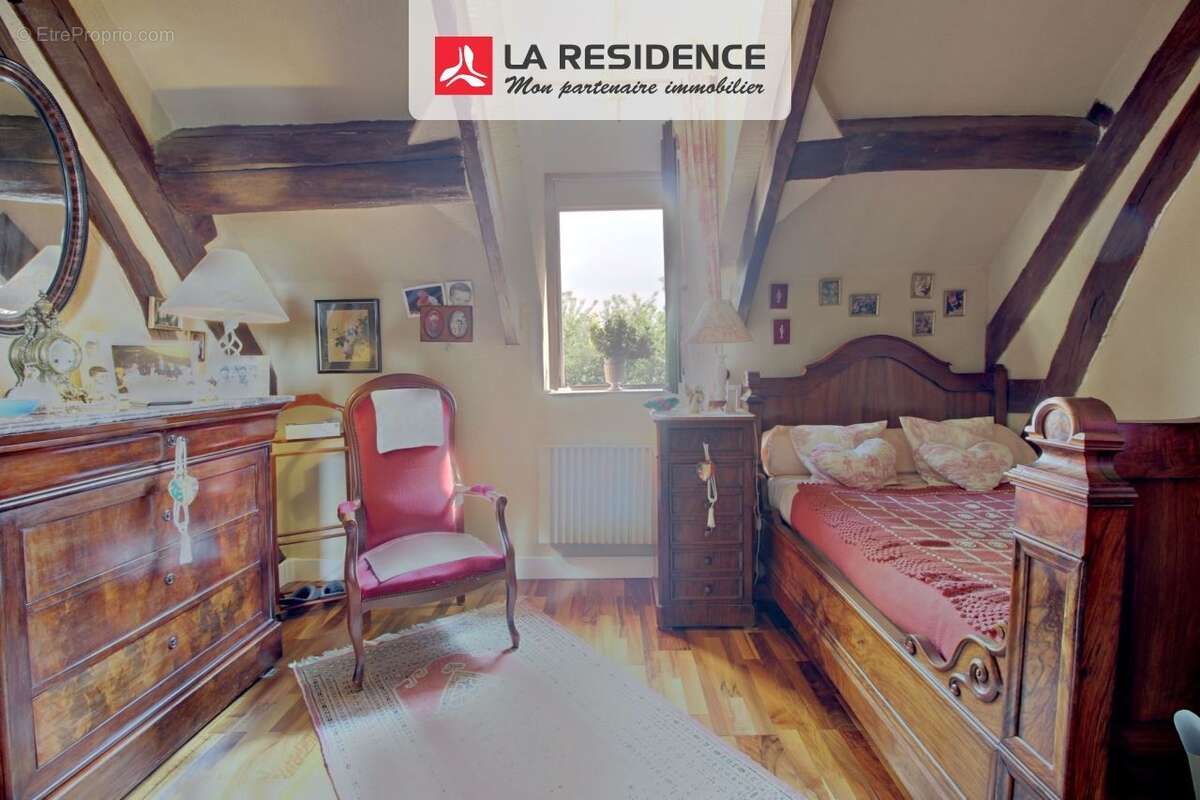 Maison à BONNIERES-SUR-SEINE