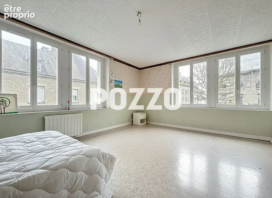 Appartement à SAINT-HILAIRE-DU-HARCOUET