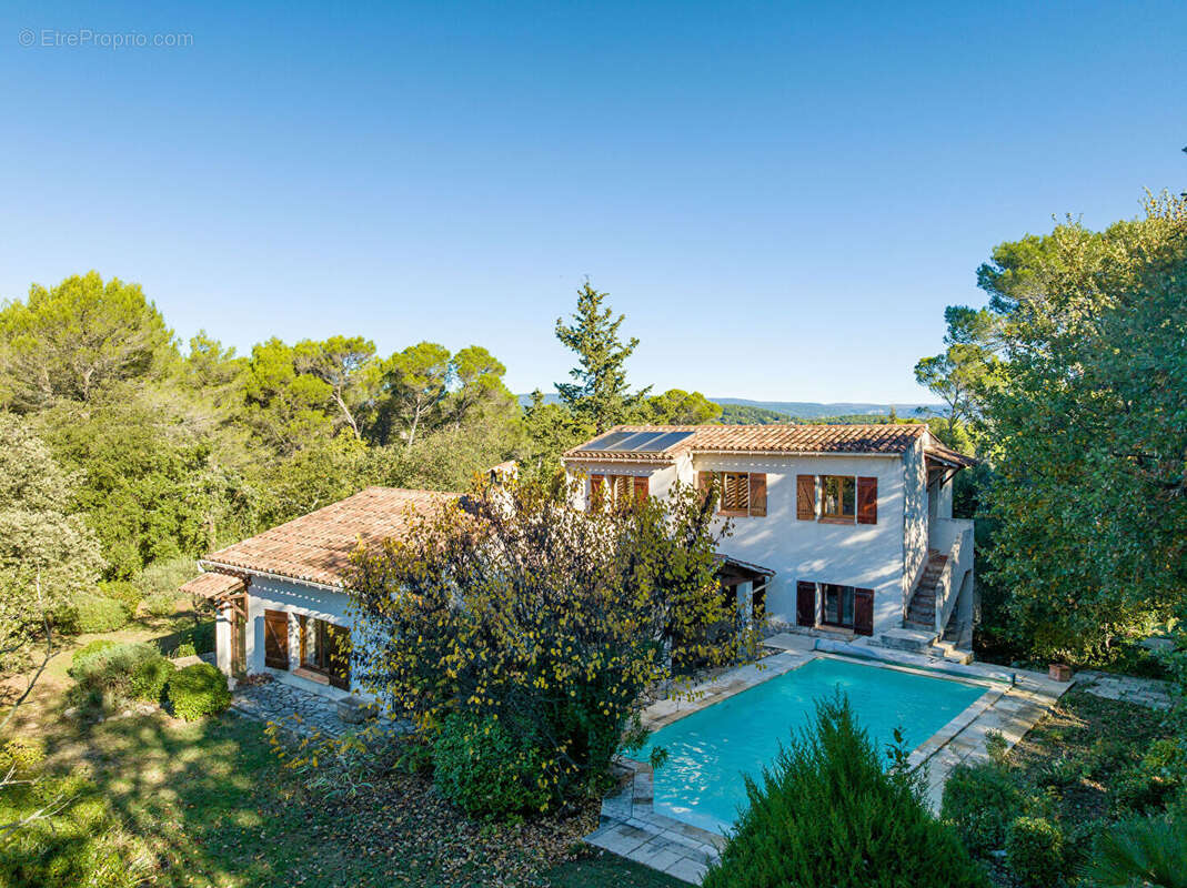 Maison à LORGUES