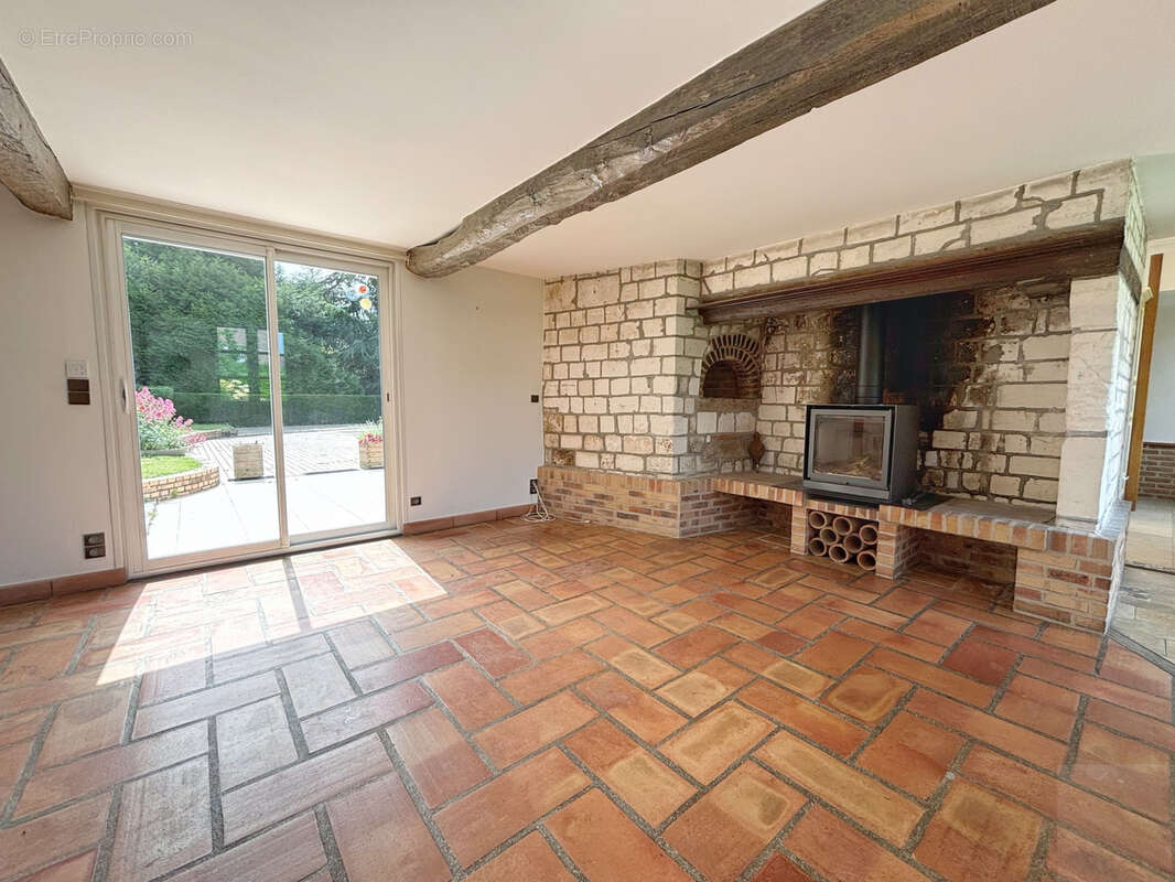 Maison - 5 chambres - 159 m2 - jardin - garage - photo 4