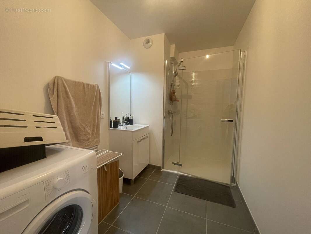 À VENDRE EN EXCLUSIVITE – Appartement T3 avec place de parking cave et terrasse - photo 8