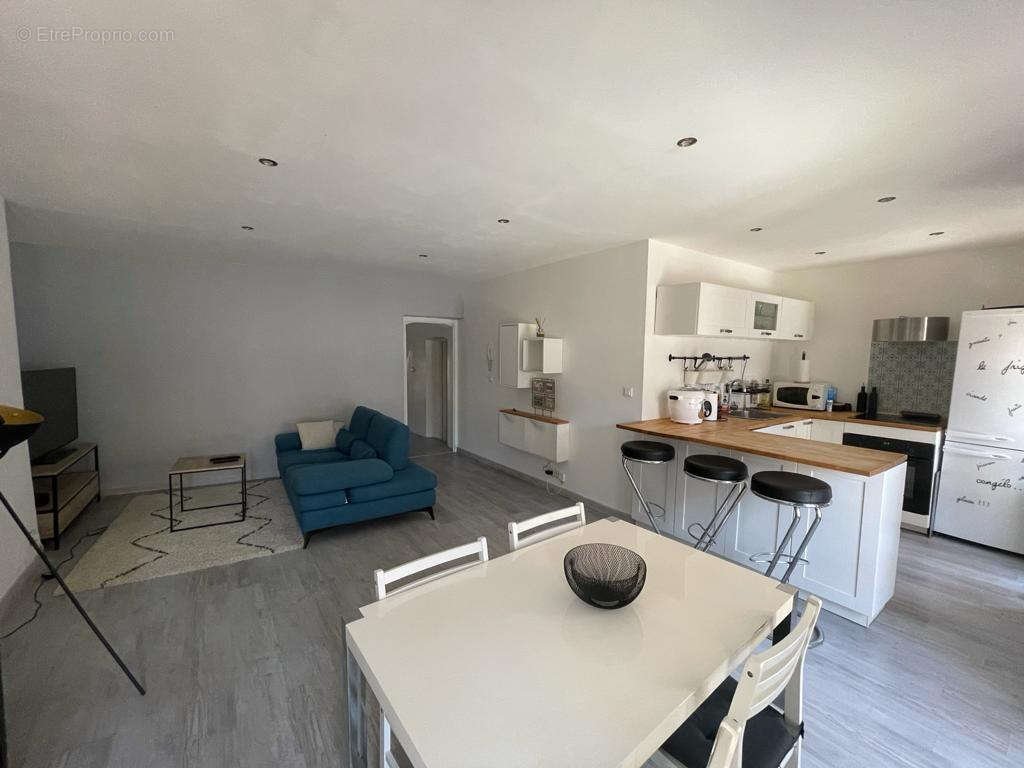 Appartement à COUDOUX