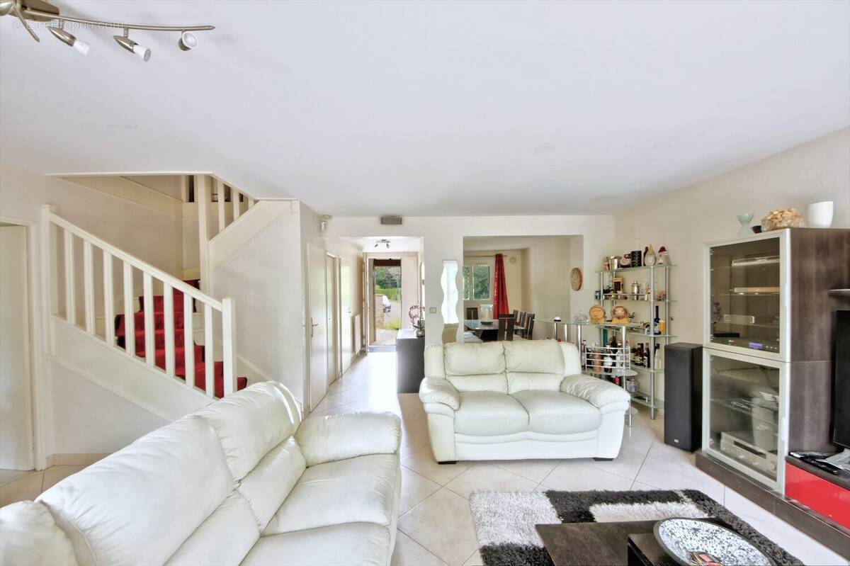 Séjour - Maison à VERNOUILLET