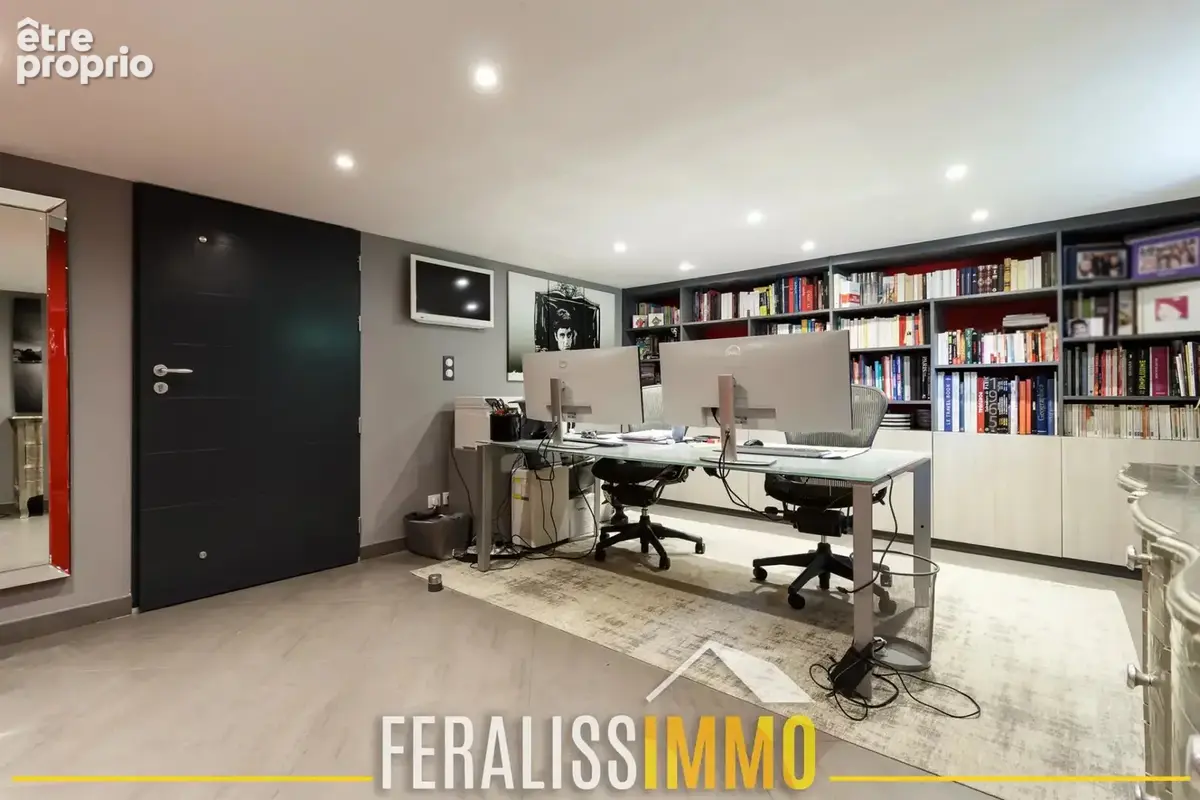 Elégante maison familiale 4 chambres avec piscine et suite p - photo 15