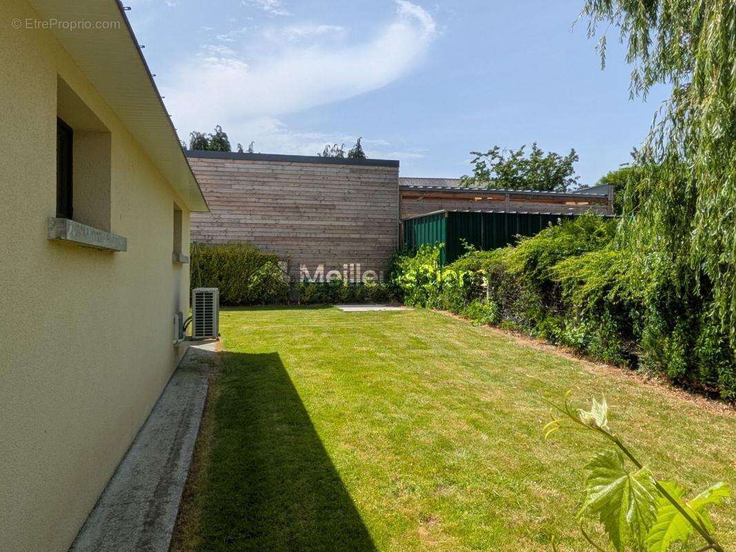 Maison à LA GACILLY