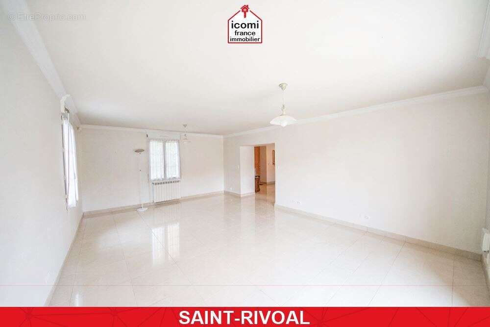 Maison à SAINT-RIVOAL