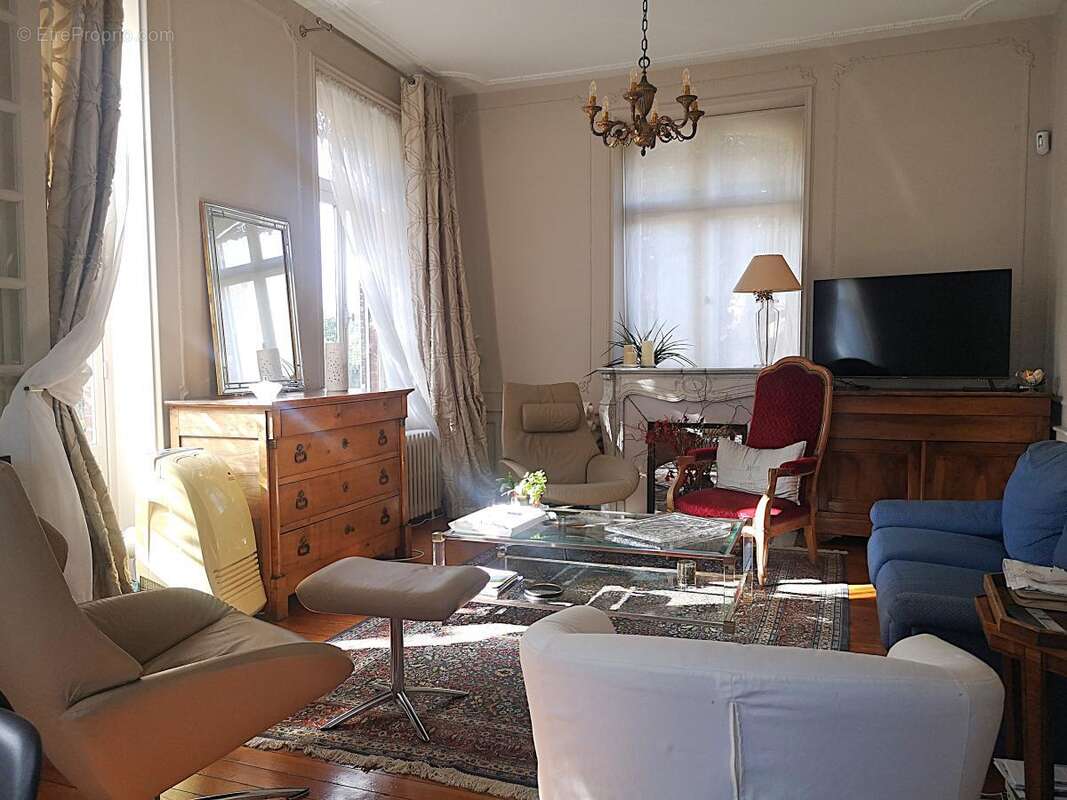 Maison 188 m² à Rieux-En-Cambresis  - photo 4