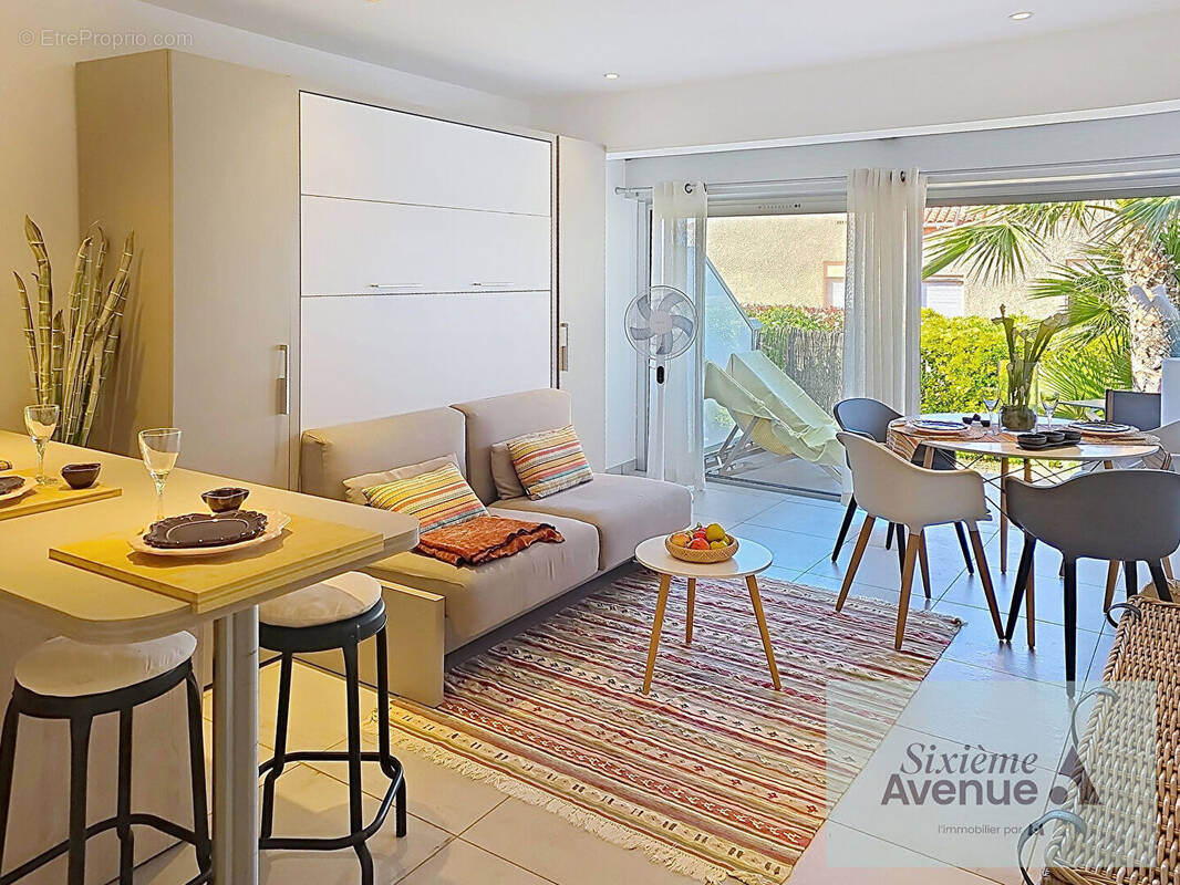 Appartement à SIX-FOURS-LES-PLAGES