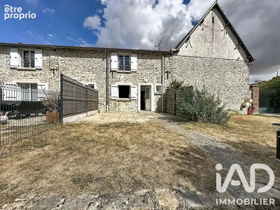 Photo 1 - Appartement à ORPHIN