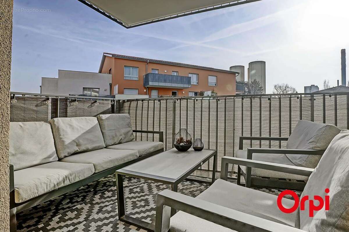 Appartement à RILLIEUX-LA-PAPE