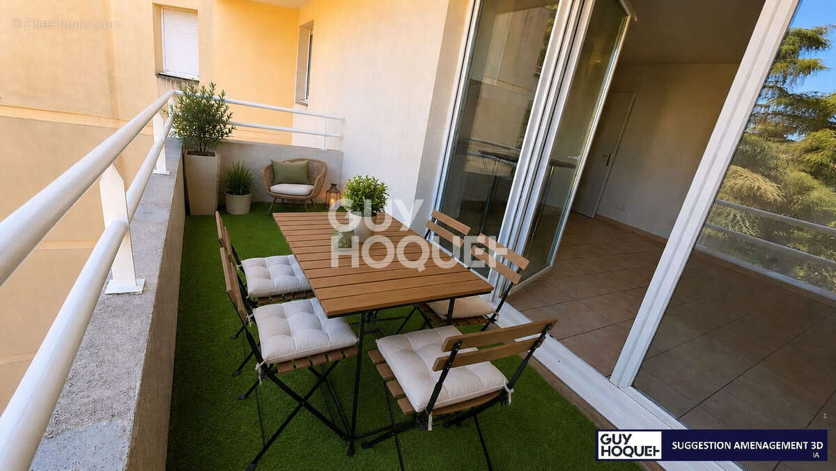 Lumineux T2 de 42m2 avec terrasse, garage, gardien et piscine. - photo 6