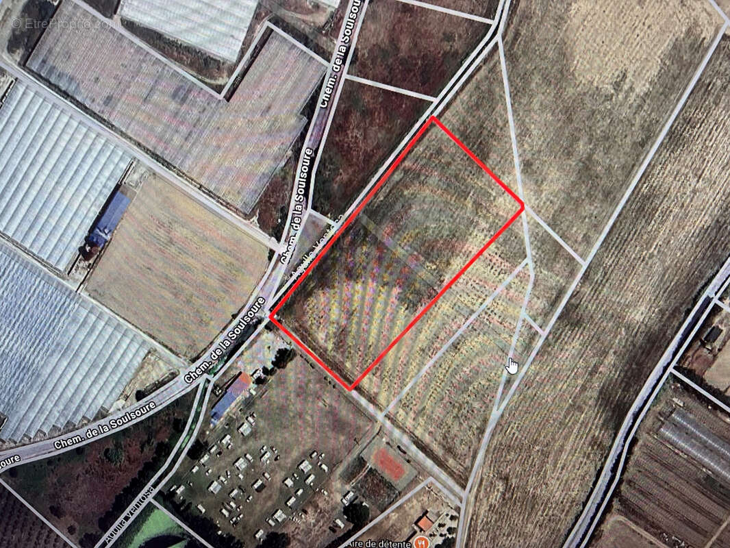 Terrain à SAINT-HIPPOLYTE