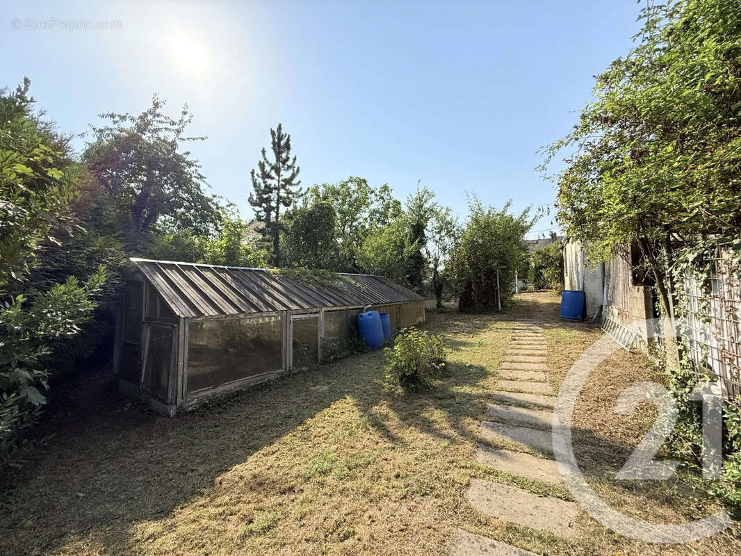 Maison à SAINT-QUENTIN