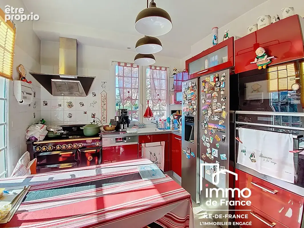 Maison de 234m² habitables à vendre - BONNEVAL - photo 6