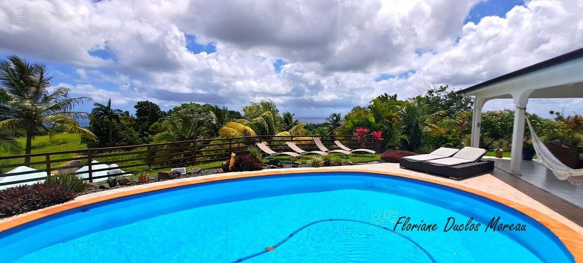 Maison à SAINTE-ROSE