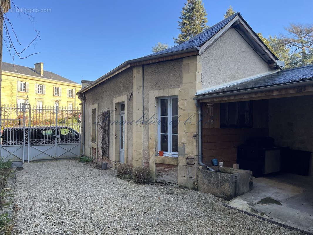 Maison à SARLAT-LA-CANEDA