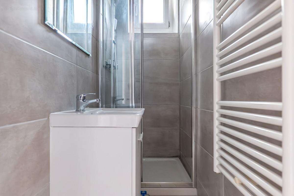 Appartement à MONTROUGE