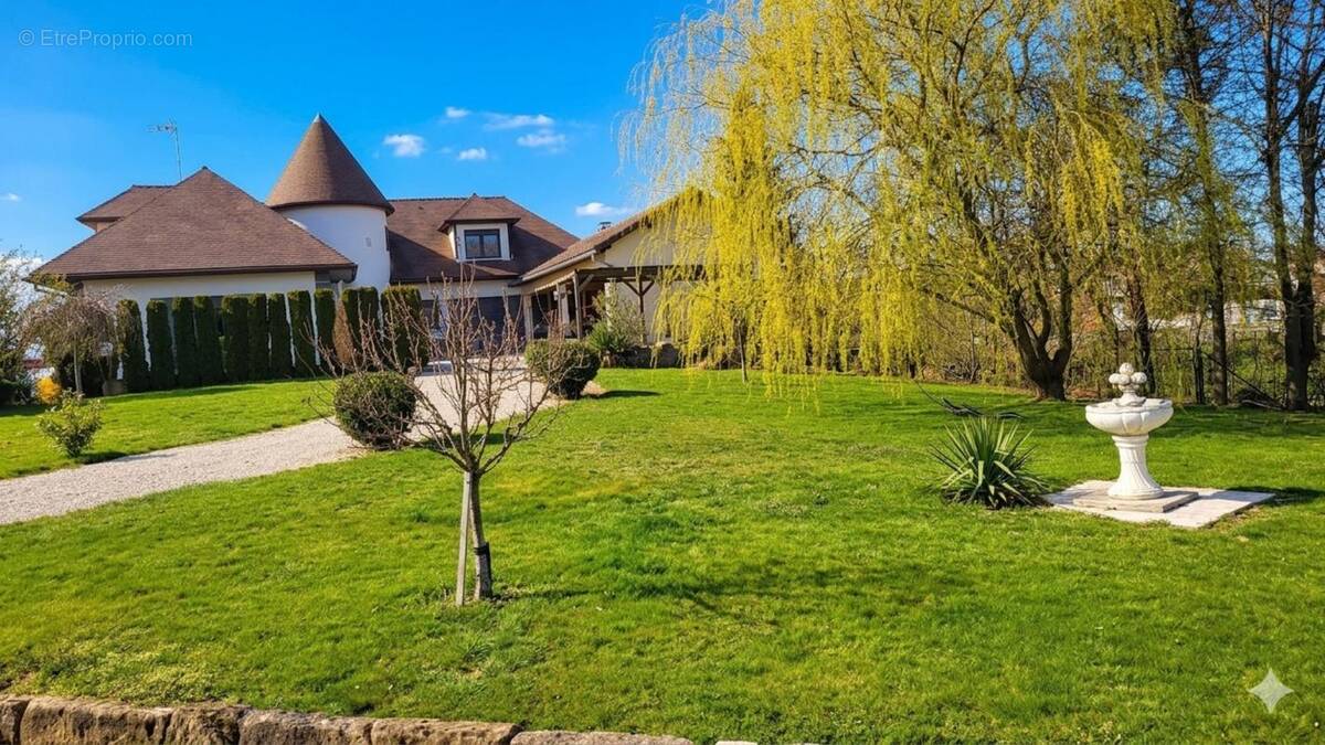 Maison à AUDINCOURT