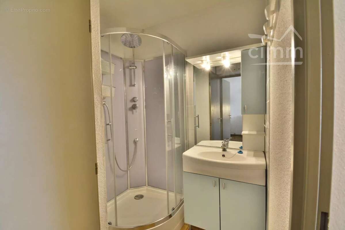 Appartement à SAINT-CYPRIEN