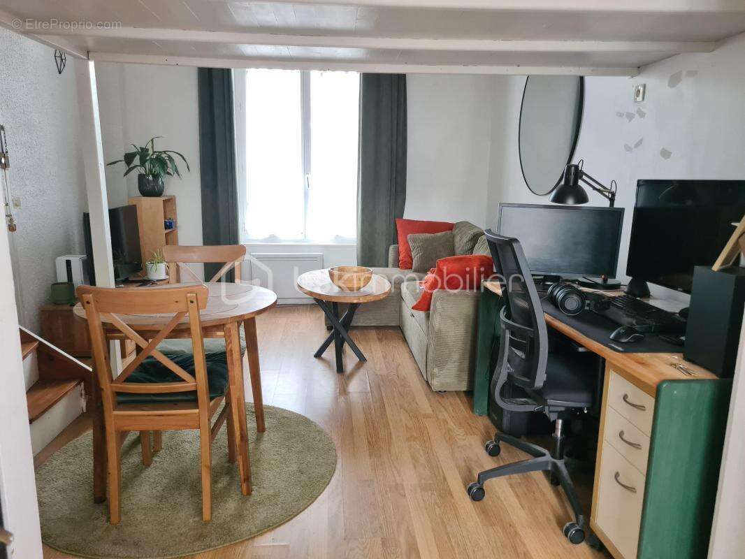 Appartement à ETRECHY