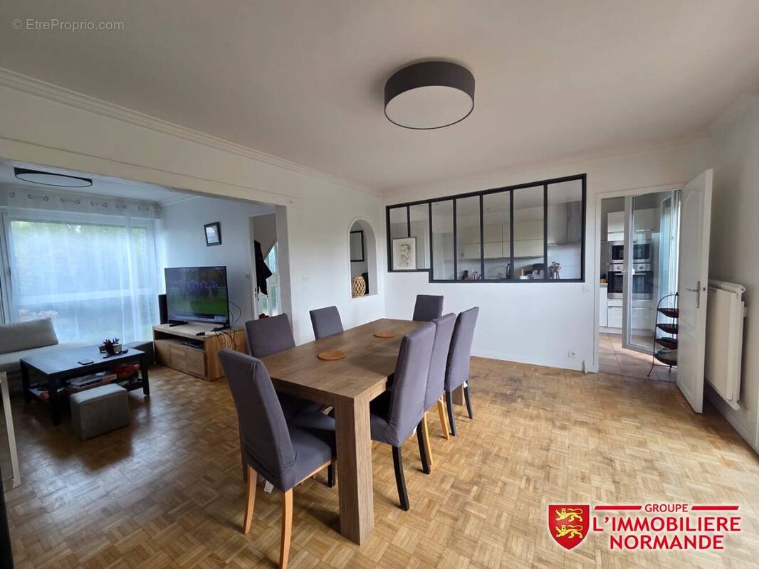 Maison à LE VAUDREUIL