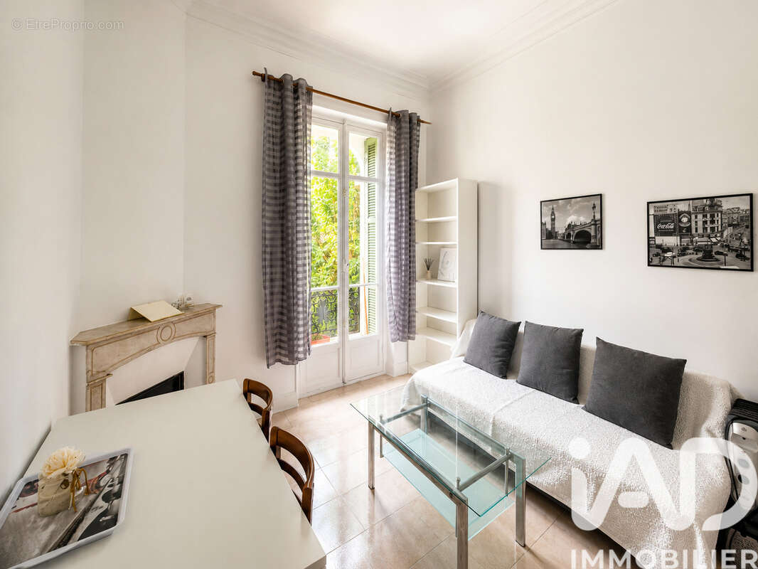 Appartement 71 m² à Nice  - photo 2
