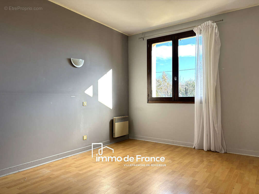 Maison à MALEVILLE
