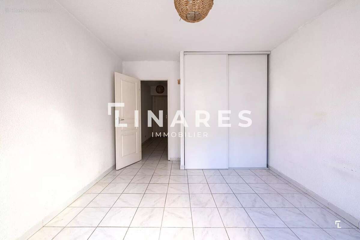 Appartement à MARSEILLE-2E