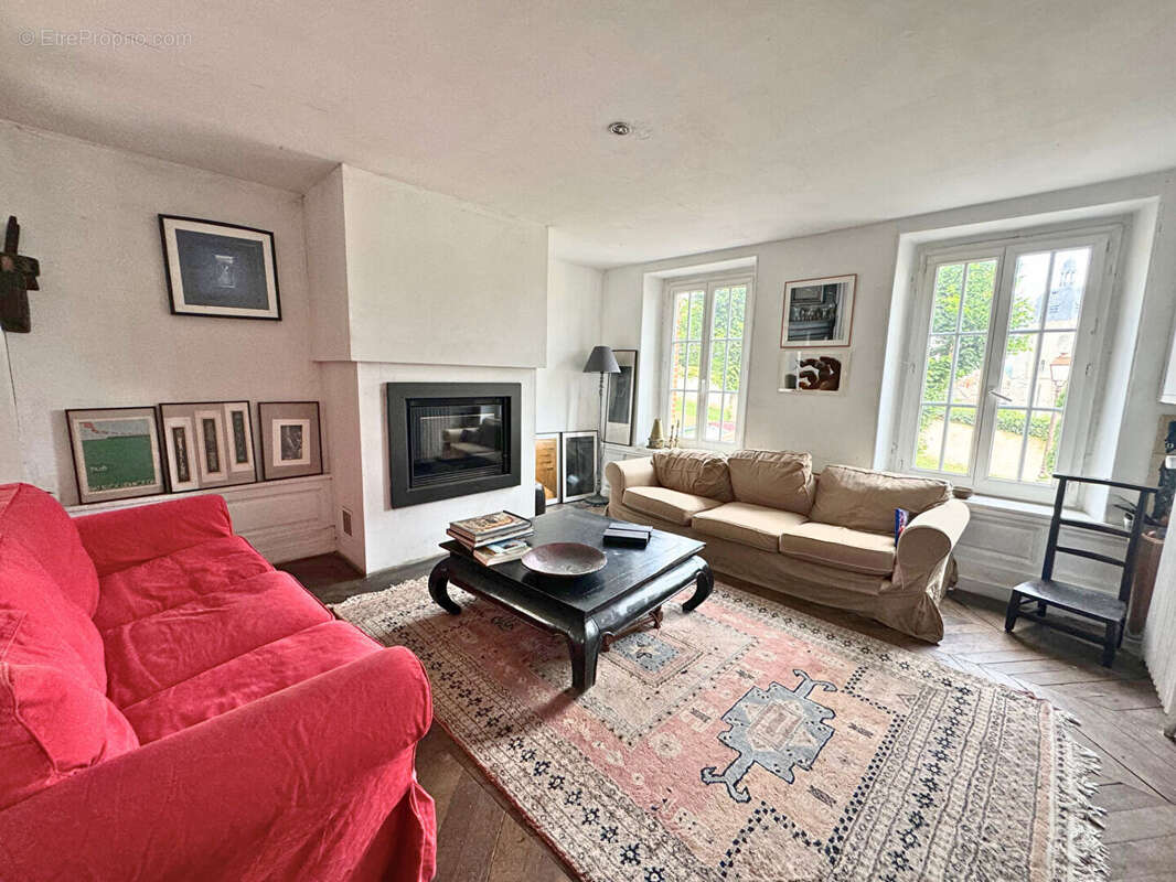 Maison à NOGENT-LE-ROI