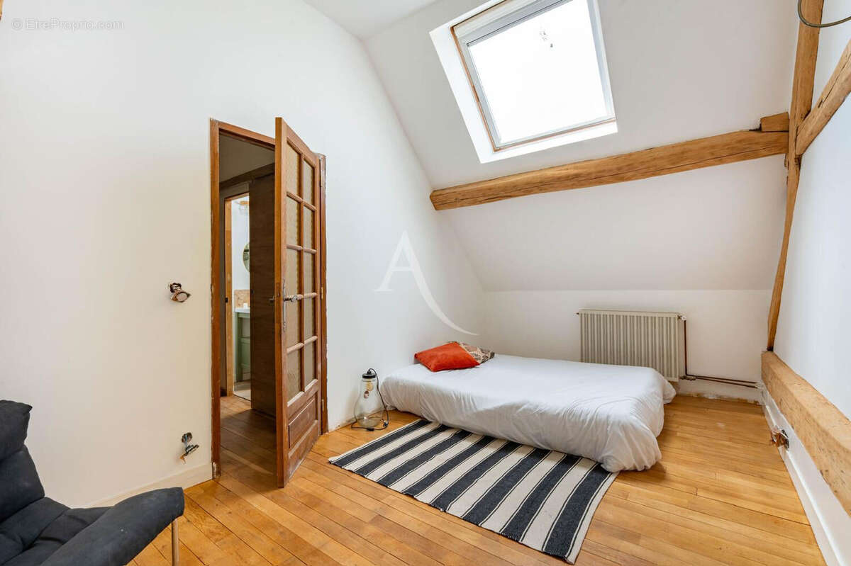 Maison à MAINVILLIERS