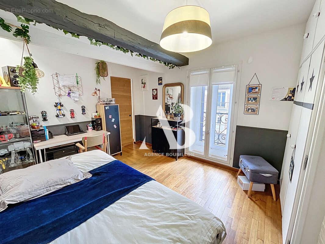 Maison à LA CHAPELLE-GAUTHIER