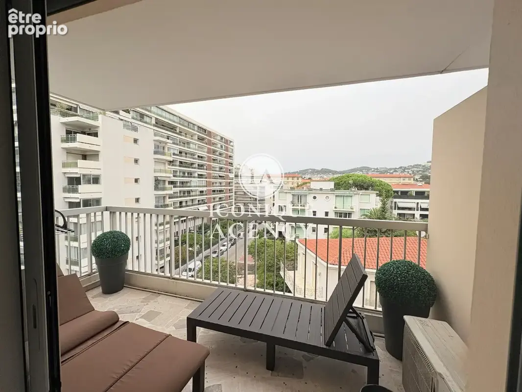 Quartier des Anglais CANNES 2/3 pièces d'angle avec place de parking et cave - photo 2